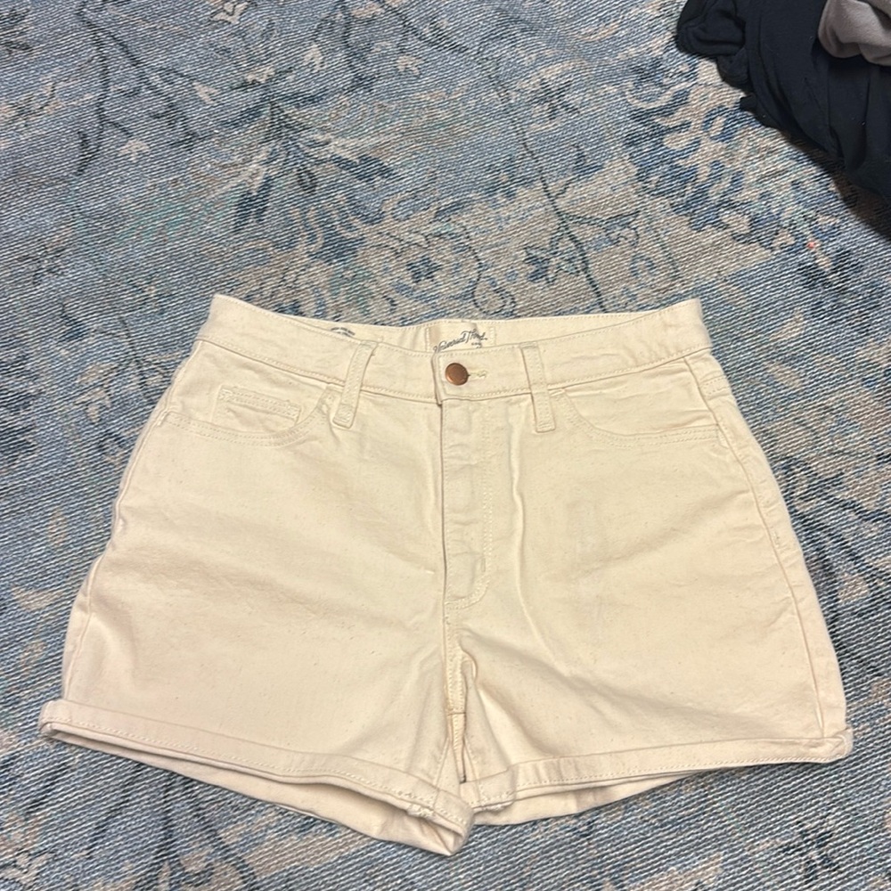 cream target jean shorts!